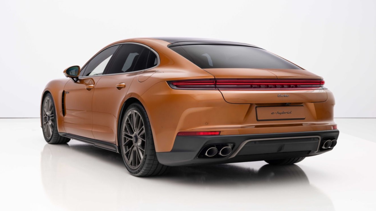 Prices and Specifications for Porsche Panamera Turbo Turbo EHybrid